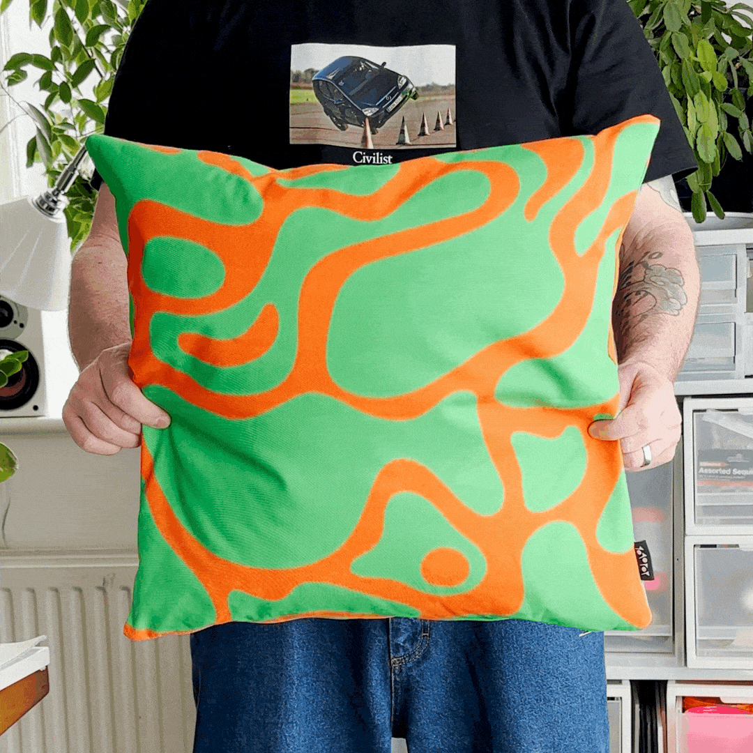 CAMO FIZZFLIP CUSHION LIMITED EDITION